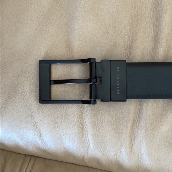 Mens Perry Ellis black/brown reversible belt. Size 30 - Picture 1 of 4